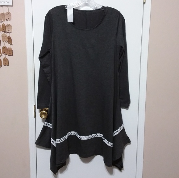 ☆☆SOLD☆☆ Long Sleeved Asymmetrical Dress - Picture 4 of 6